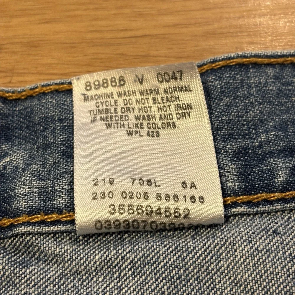 Levis preowned good